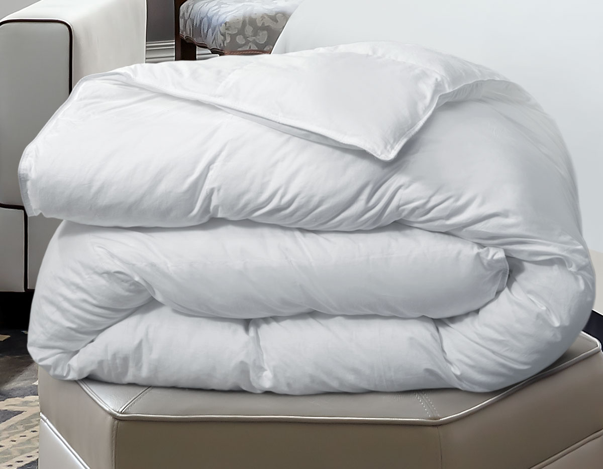 Cover image for article: Duvet vs Comforter vs Blanket: The Smart Choice for Hotels